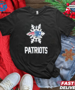 Snowflake New England Patriots Merry Christmas shirt