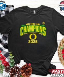 Oregon Ducks Rose Bowl Game Champions 2025 Shirt - Celebrate the Oregon Ducks' victory at the 2025 Rose Bowl with exclusive championship apparel, featuring bold team graphics and a commemorative design. Perfect for Oregon fans who want to showcase their pride in this major win!