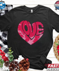 Valentine’s Day Love Hearts 2025 T-Shirt - Romantic and Stylish, Perfect for Celebrating Love, Cute Heart Design for Valentine's Day Outfits