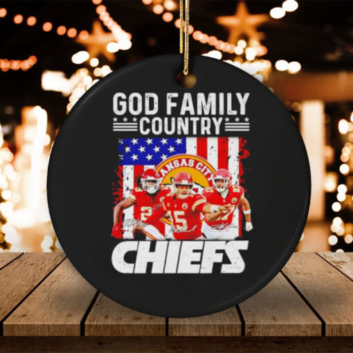 Kansas City Chiefs Patrick Mahomes god family country Chiefs signatures shirt