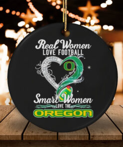 Real woman love football let go Oregon smart women love the Oregon shirt