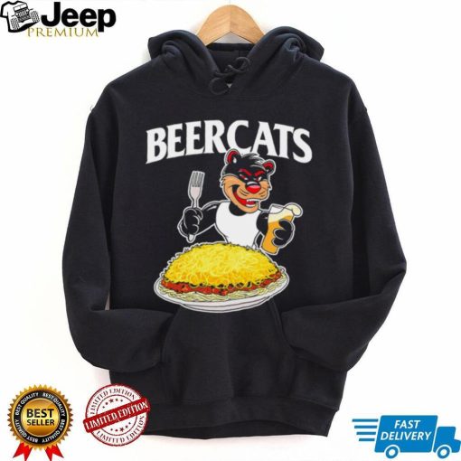 Cincinnati Bearcats mascot drink beer with spaghetti shirt