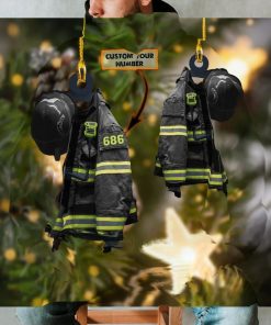 Firefighter Shaped Ornament (Capitaine   Black Helmet)