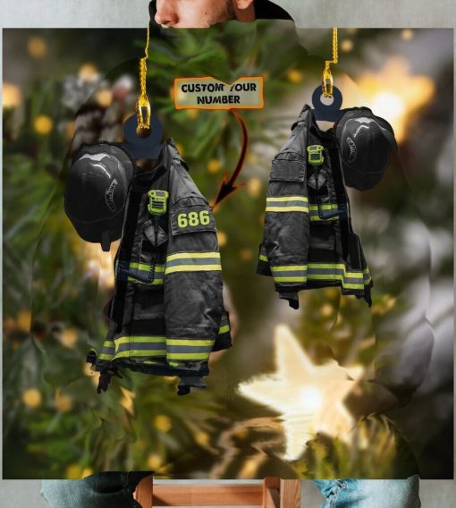 Firefighter Shaped Ornament (Capitaine   Black Helmet)