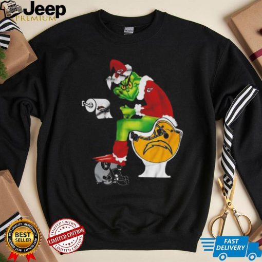 Kansas City Chiefs Grinch Sitting On San Diego Chargers Toilet And Step On Oakland Raiders Helmet 2022 Shirt