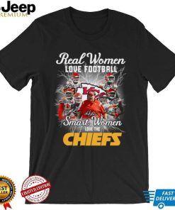 Kansas city Chiefs real women love Football smart women love the Kansas city Chiefs team 2022 signatures Tee