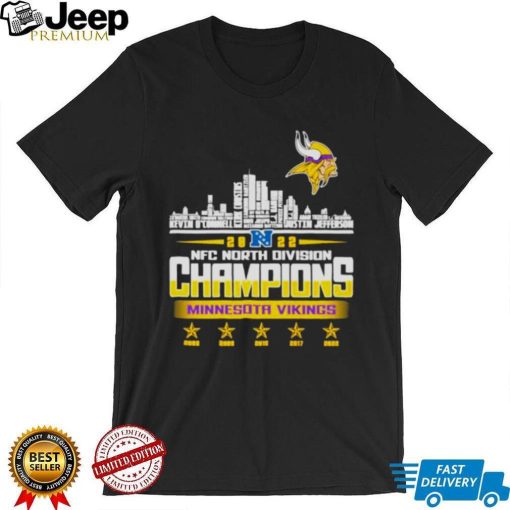 Minnesota Vikings players names 2022 NFC North Division city skyline Shirt