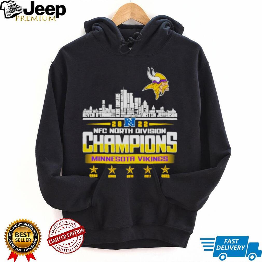 2022 NFC North division champions Minnesota Vikings skyline T-Shirt -  Peanutstee