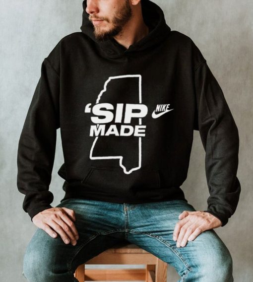 Nike ‘Sip Made State logo shirt