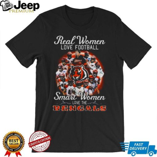 Real women love baseball smart women love the Cincinnati Bengals signatures 2022 shirt