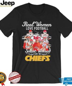 Real women love football smart women love the Chiefs with signatures 2022 lightning shirt