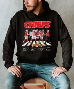 The Chiefs Christmas Patrick Mahomes Travis Kelce Clyde Edwards Helaire And Andy Reid Abbey Road Signatures Shirt
