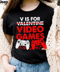 V Is For Video Games Funny Valentines Day Gamer Boy Men T Shirt