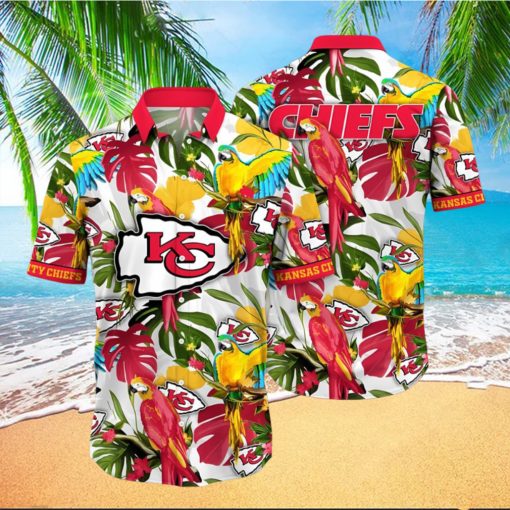 Trending NFL Kansas City Chiefs Summer Flower Hawaiian Shirt