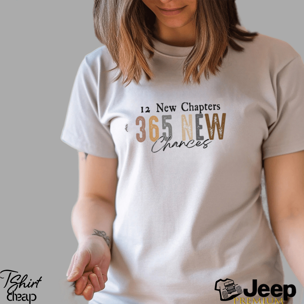 12 New Chapters 365 New Chances Gold Foil Graphic Tee – Emma Lou's Boutique