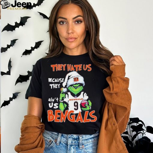 Joe Burrow Grinch They Hate Us Because They Ain’t Us Cincinnati Bengals Christmas Tshirt