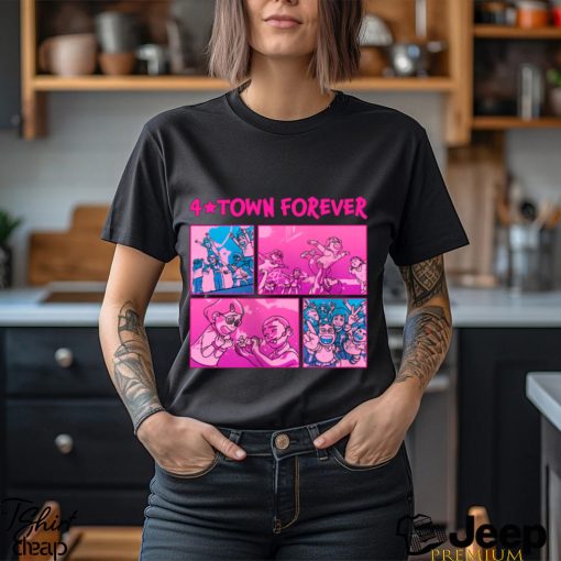 ''4★Town Forever'' for Girls – Turning Red T Shirt