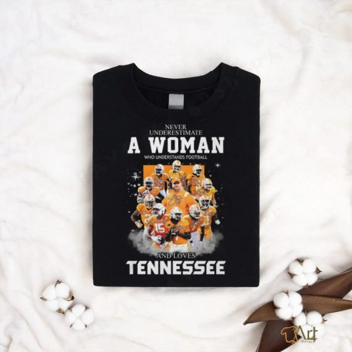 A Woman Loves Tennessee Volunteers Unisex T shirt