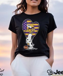 Adorable Snoopy Love Minnesota Vikings NFL Football T Shirt