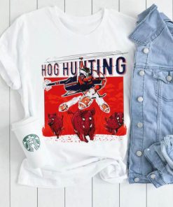 Auburn Tigers vs. Arkansas Razorbacks football mascot hog hunting funny shirt