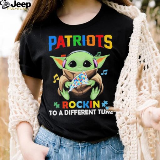 Autism New England Patriots Baby Yoda Rockin To A Different Tune Shirt