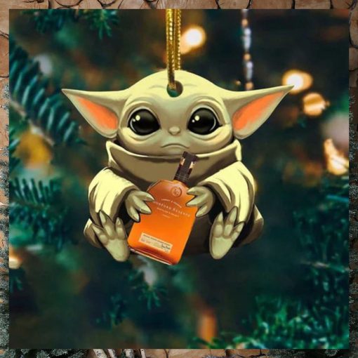 Baby Yoda Hug Alcohol Bottle For Whiskey Lovers 2023 Christmas Star Wars Gift Ornament