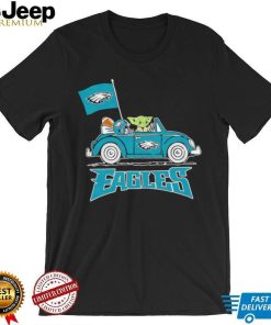 Baby Yoda drive a car Philadelphia Eagles football flag logo shirt