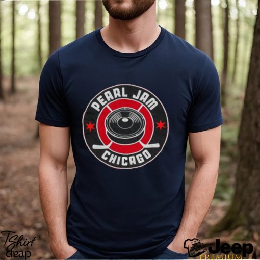 Best pearl Jam Chicago logo shirt