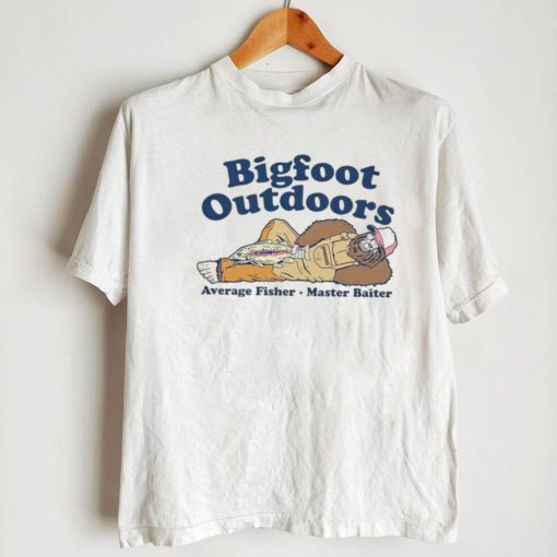 Bigfoot outdoors average fisher master baiter T shirt