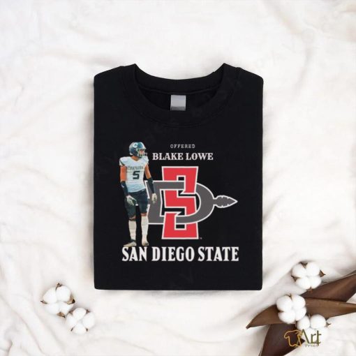 Blake Lowe offered San Diego State shirt