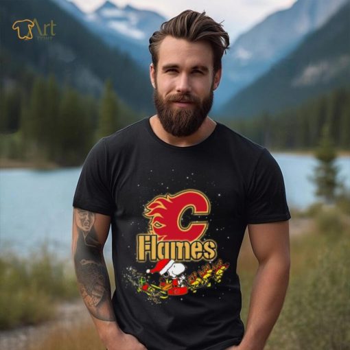 Calgary Flames NHL Santa Snoopy and Woodstock Christmas T Shirt