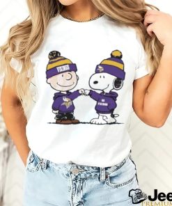 Charlie Brown And Snoopy Nfl Minnesota Vikings Football Go Vikings Cartoon T Shirt