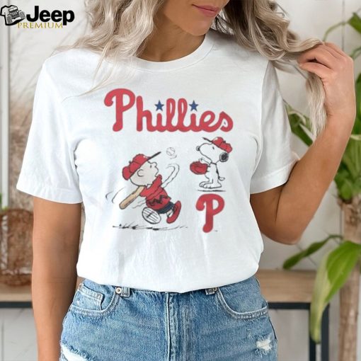 Charlie Brown And Snoopy Playing Baseball Philadelphia Phillies MLB 2023 Shirt