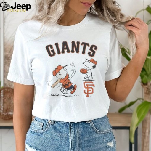 Charlie Brown And Snoopy Playing Baseball San Francisco Giants MLB 2023 T Shirt