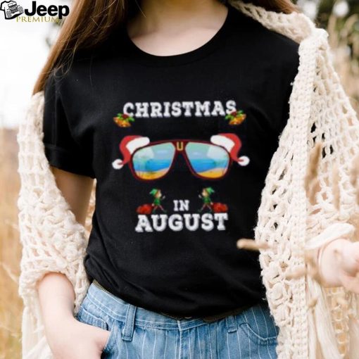 Christmas Sunglasses with Santa claus Hat in Augus’ Men’s T Shirt