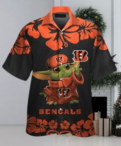 Cincinnati Bengals Baby Yoda Short Sleeve Button Up Tropical Hawaiian Shirt