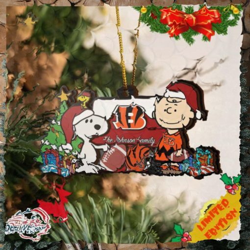 Cincinnati Bengals Snoopy NFL Sport Ornament Custom Your Family Name