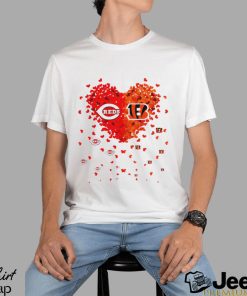 Cincinnati Reds Cincinnati Bengals logo hearts sport gift shirt