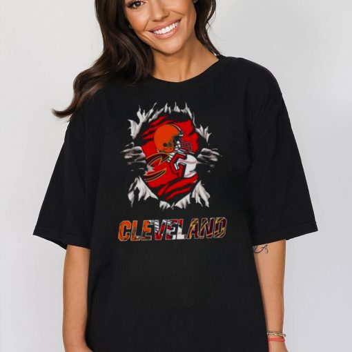 Cleveland cavaliers Cleveland guardians Cleveland browns ripping tearing through logo batman Shirt