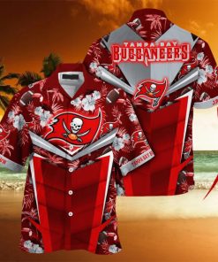 Customized NFL Tampa Bay Buccaneers Hawaiian Shirt Summer Football Aloha Shirt For Fans