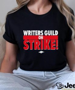 Damien Chazelle wear writers guild on strike shirt