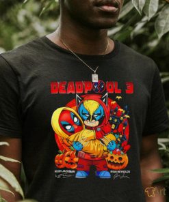 Deadpool 3 Wolverine hug Deadpool chibi High Jackman and Ryan Reynolds signature shirt