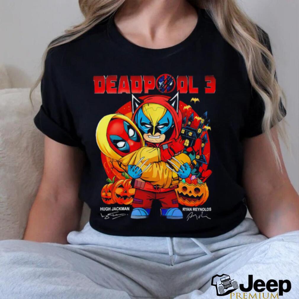 https://img.eyestees.com/teejeep/2023/Deadpool-3-Wolverine-hug-Deadpool-chibi-High-Jackman-and-Ryan-Reynolds-signature-shirt1.jpg