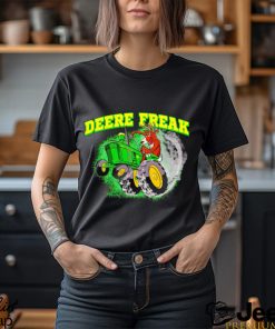 Deer riding tractor Deere freak shirt