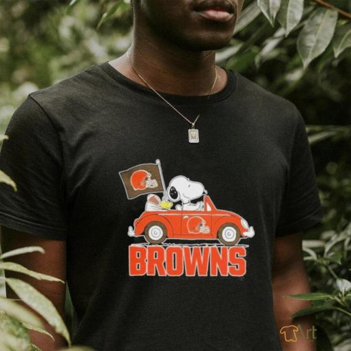 Design Cleveland browns Peanuts Snoopy car cartoon sports shirt