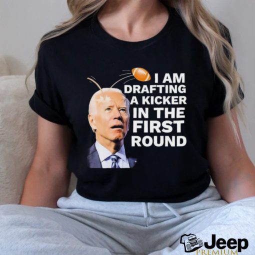 Funny Fantasy Confused Drafting Kicker Football Draft Party Shirt