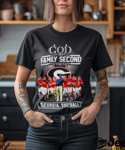 God first family second then Georgia Bulldogs football team signatures shirt