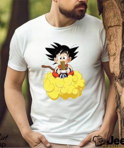 Goku eating noodles T Shirt