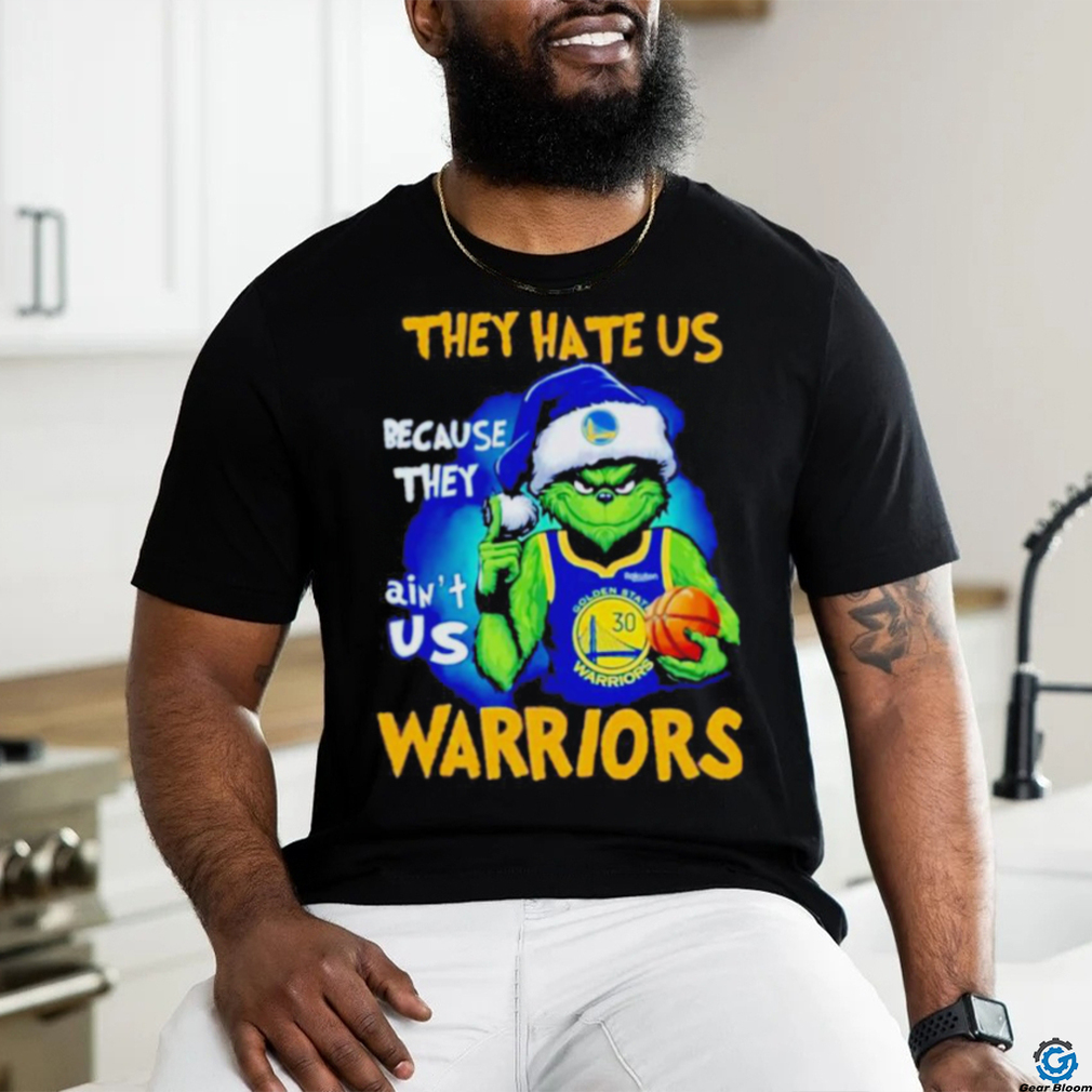 https://img.eyestees.com/teejeep/2023/Golden-State-Warriors-football-Grinch-Santa-they-hate-us-because-they-aint-us-Titans-Merry-Christmas-shirt3.jpg