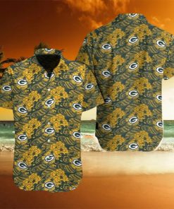 Green Bay Packers Great Waves Of Japanese Hawaiian Shirt And Short For Men Gift, Short Beach For Family